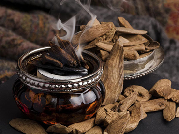 Phân biệt giữa đốt trầm hương và xông trầm hương